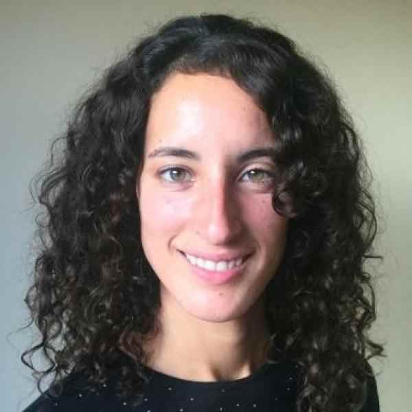Ana Vitoria Adzersen